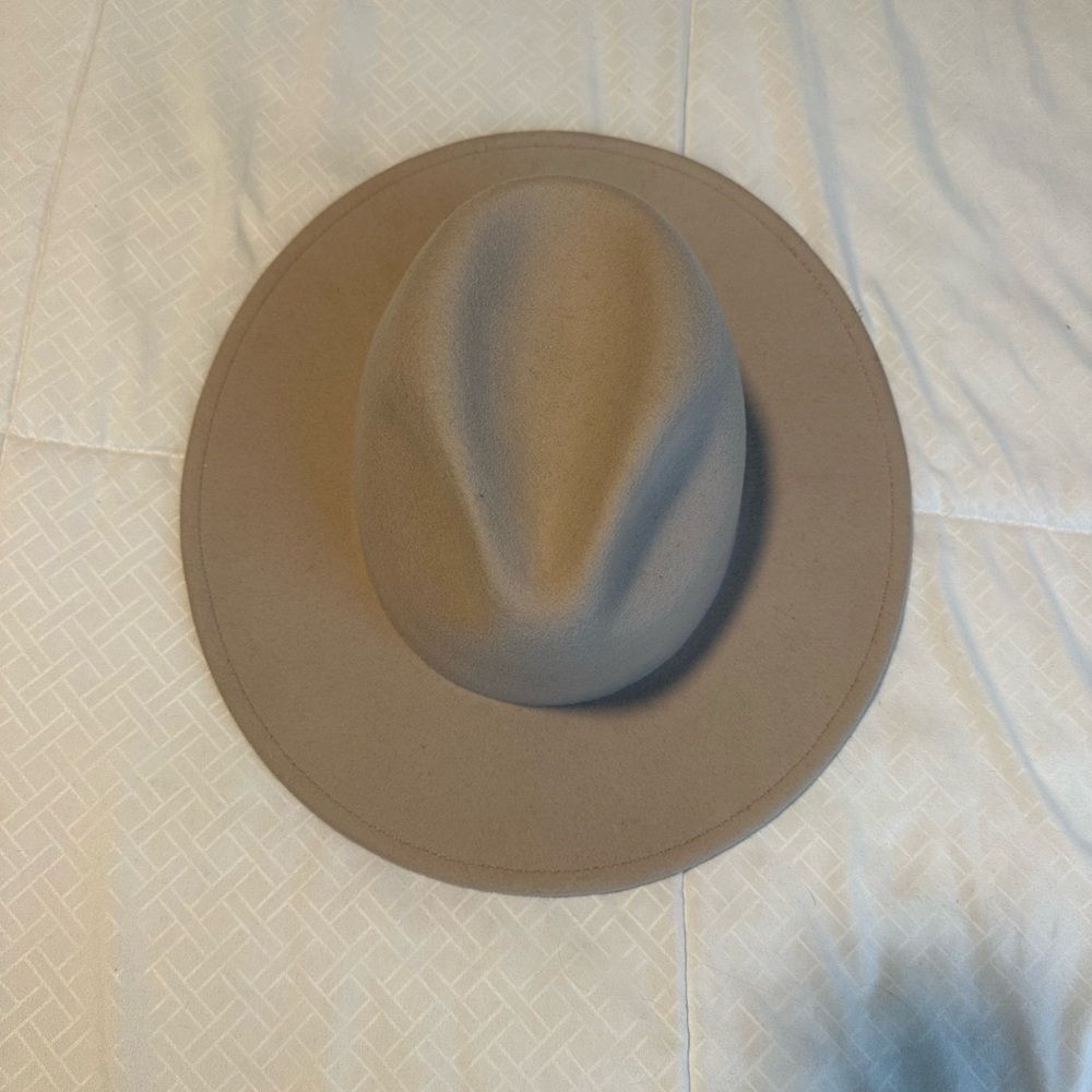 GIGI PIP Women's Hat